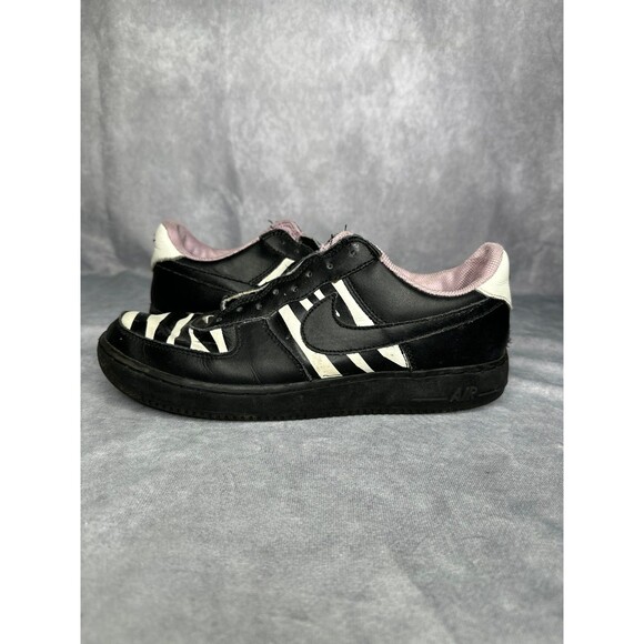 Nike air force 1 zebra low shoes size 8.5 - Picture 1 of 10